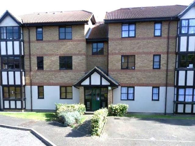 Apartment for rent in Stone, Monks Orchard