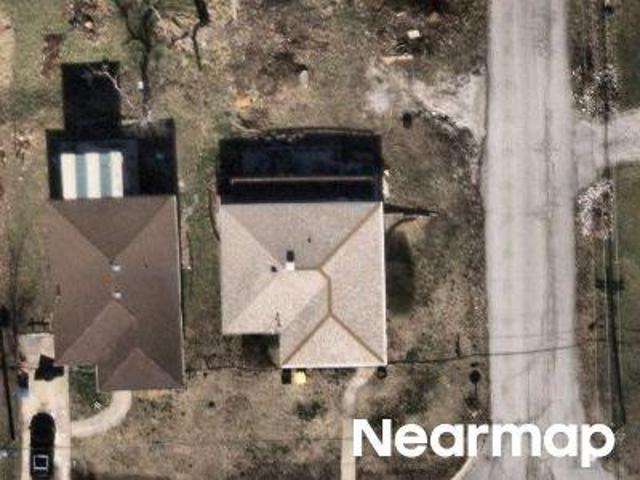 House for sale in Alton, Illinois