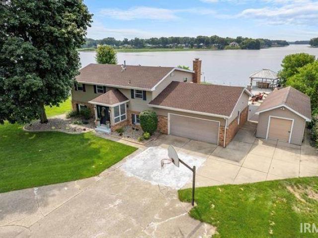 House for sale in Osceola, Indiana