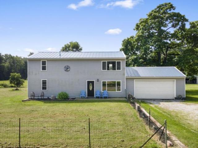 House for sale in Osceola, Indiana