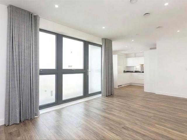 Apartment for rent in Wandsworth Riverside Quarter, Greater London