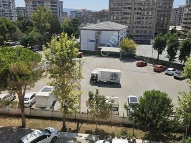 Osmangazi Mahallesi, Bayraklı içerisinde satılık mülk