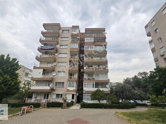 Bornova, İzmir içerisinde satılık mülk