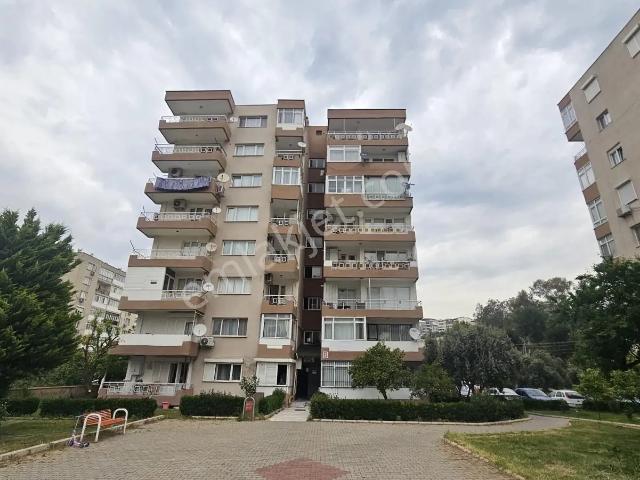 Bornova, İzmir içerisinde satılık mülk