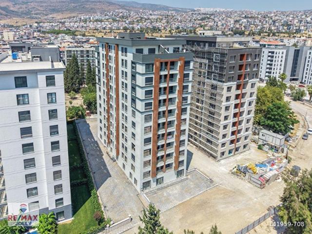 Bayrakli, İzmir içerisinde satılık mülk