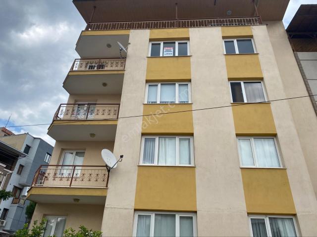 Bayrakli, İzmir içerisinde kiralık mülk