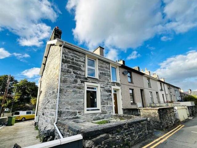 House for sale in Porthmadog