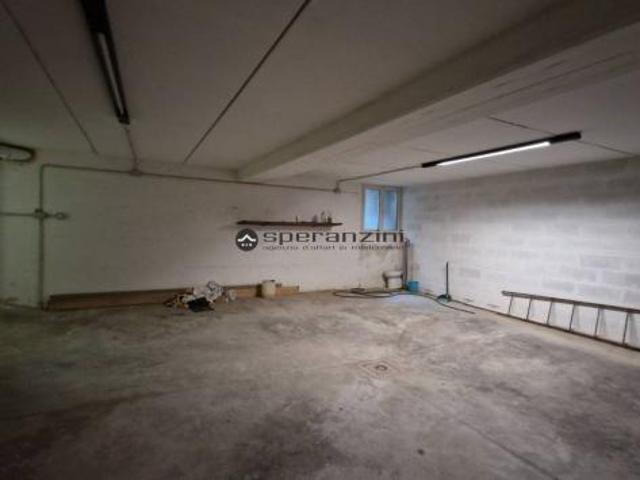 Box in vendita a Marche, Pesaro E Urbino