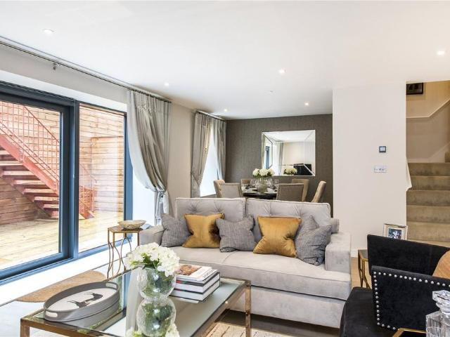 Apartment for rent in London Borough of Camden, Greater London