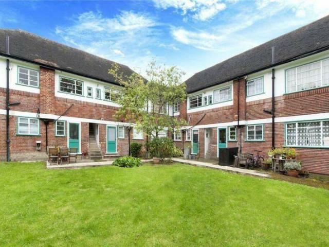 Apartment for rent in Finchley, Isle Of Man