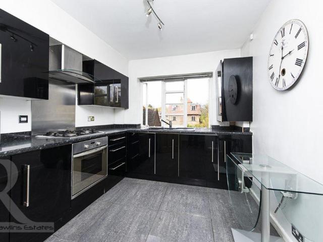 House for rent in Finchley, Greater London