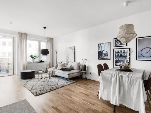 Lägenhet hyra i Hässelby-Vällingby, Botkyrka