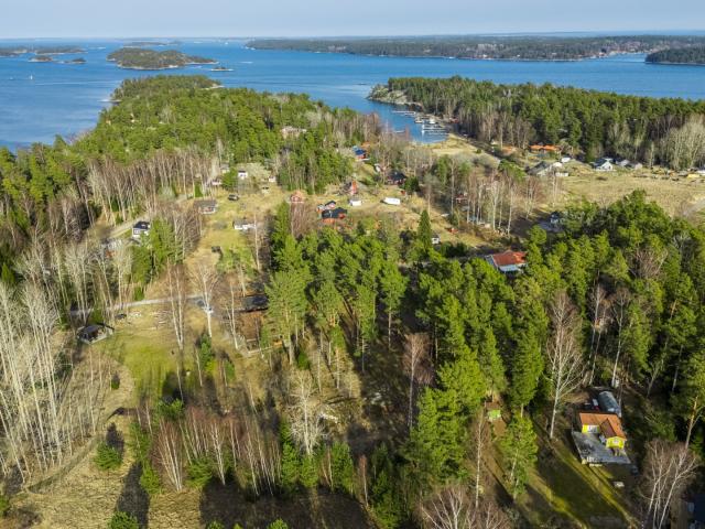 Tomt till salu i Stockholm