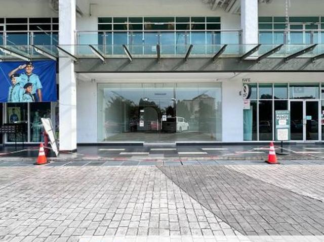 Shop for rent in Kajang, Langat