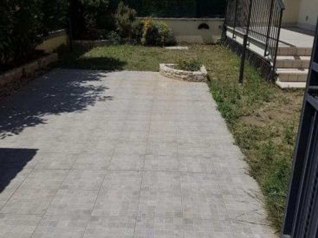 Appartamento in affitto a Stagni di Ostia, Roma Capitale
