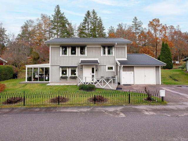 Villa till salu i Hälleforsnäs, Södermanland