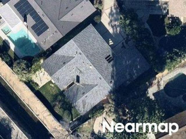 House for sale in Woodland Hills-Warner Center Neighborhood Council District, Canoga Park