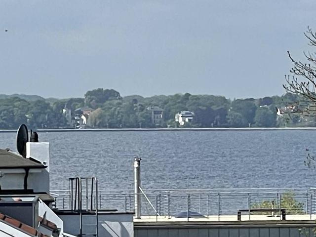 Dachgeschosswohnung kaufen in Altefähr, Mecklenburg-Vorpommern