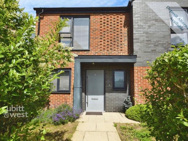 House for rent in Slaugham, Perryfields