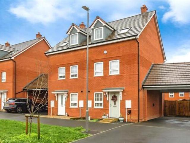 House for sale in Buckingham, Buckinghamshire