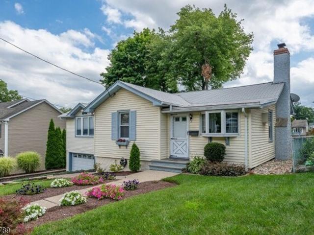 House for sale in Parsippany, New Jersey
