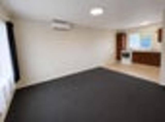 Apartment for rent in Owhata