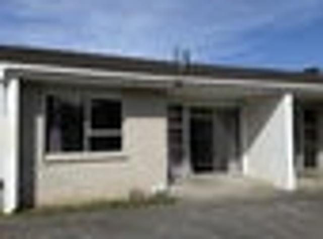 Townhouse for rent in Owhata, Oroua County