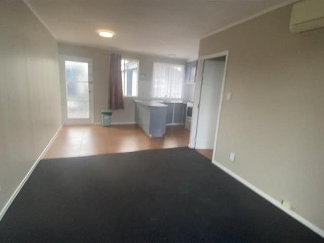 Apartment for rent in Ōtāhuhu, Māngere-Ōtāhuhu