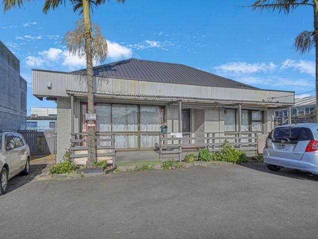 House for rent in Owhata, Oroua County