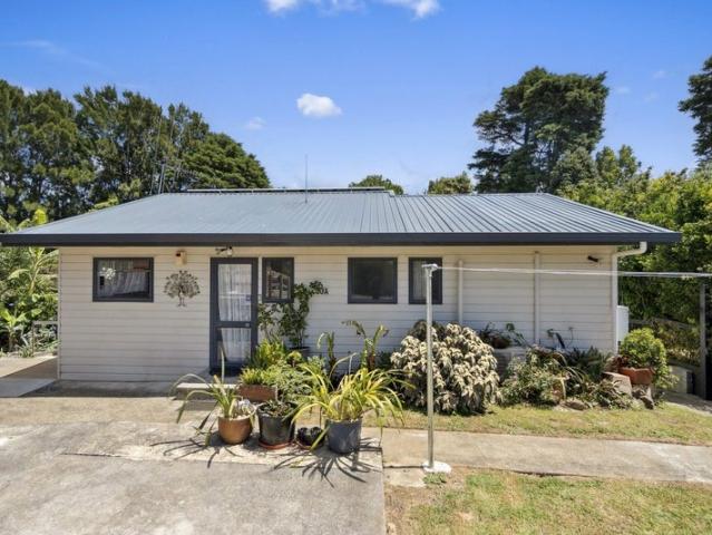 House for rent in Owhata, Oroua County