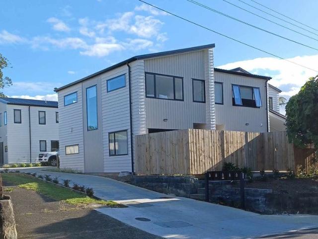 House for rent in Owhata