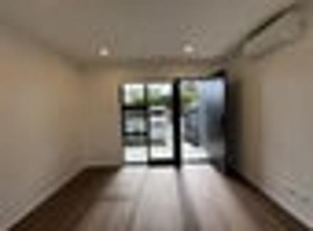 Townhouse for rent in Owhata