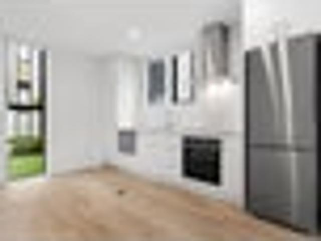Townhouse for rent in Owhata