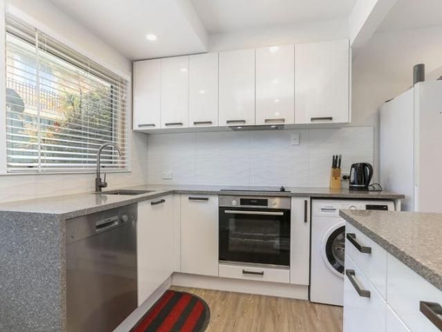 Apartment for rent in Owhata, Oroua County
