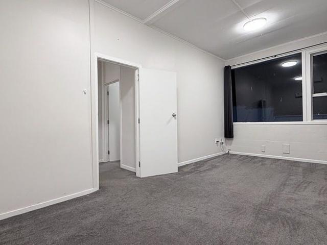Apartment for rent in Owhata, Oroua County