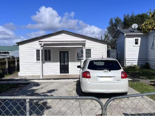 House for rent in Owhata, Oroua County