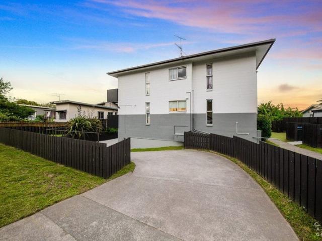 Apartment for rent in Owhata