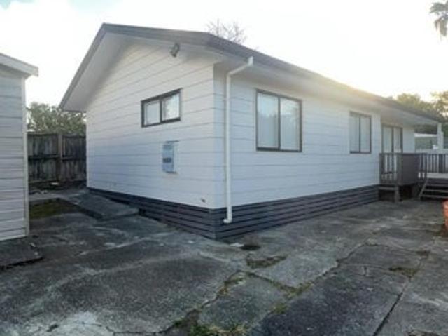 House for rent in Owhata