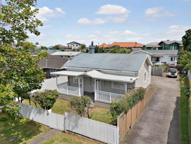 House for rent in Owhata, Oroua County