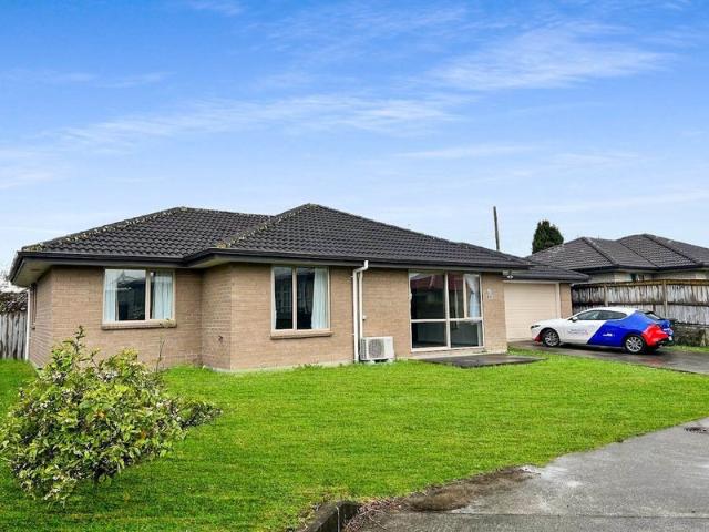 House for rent in Owhata, Oroua County