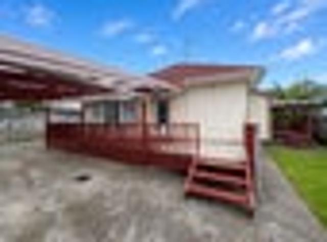 House for rent in Owhata