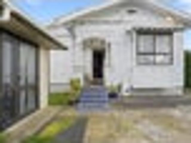 House for sale in Owhata, Oroua County