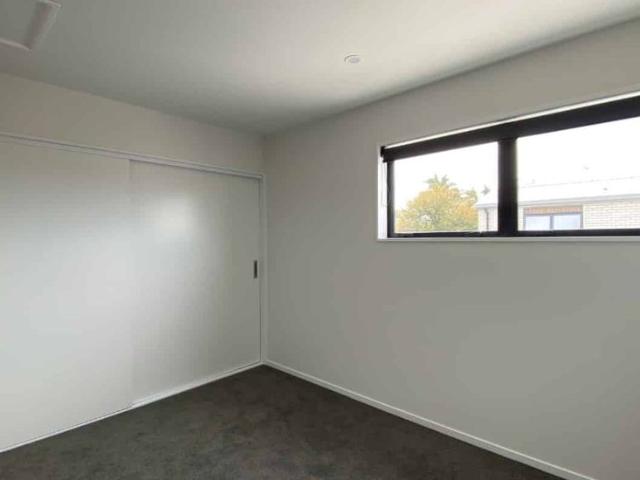 Townhouse for rent in Owhata