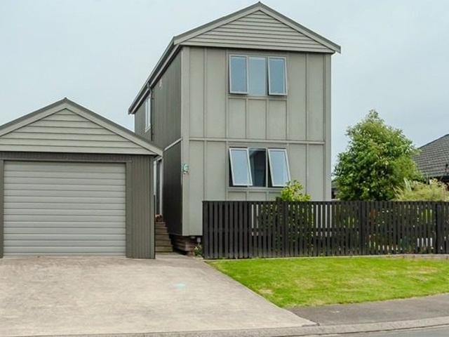 House for rent in Ōtaki Town, Ōtaki