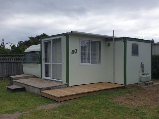 Apartment for rent in Otaki Beach, Wellington