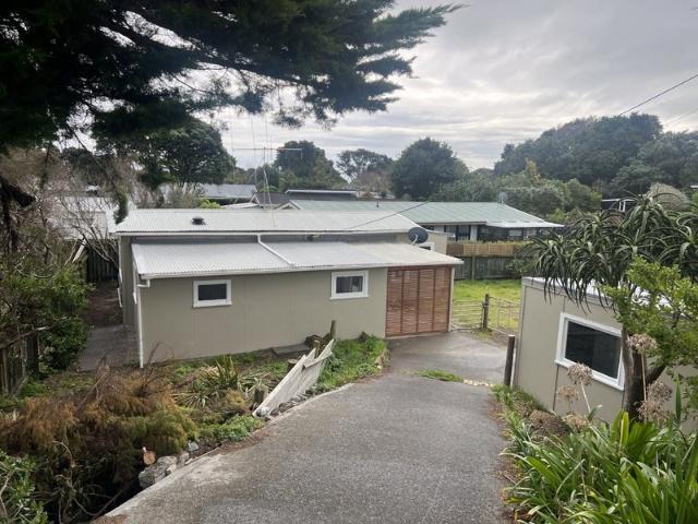 House for rent in Otaki Beach, Wellington