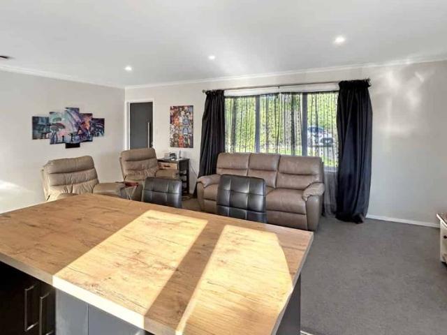 House for rent in Otaki Beach, Wellington