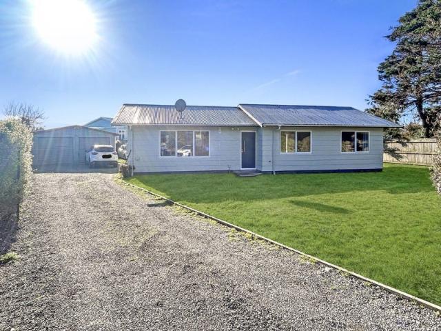 House for rent in Otaki Beach, Wellington