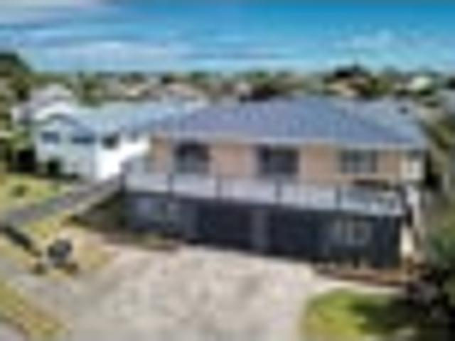 House for rent in Otaki Beach, Wellington