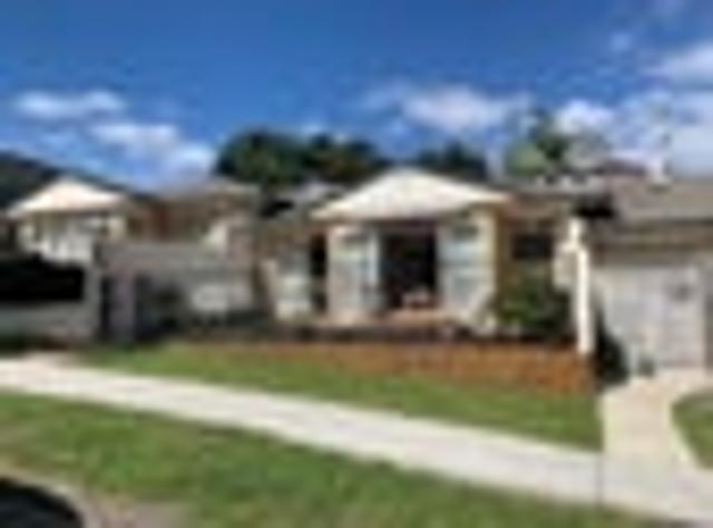 House for rent in Paremoremo